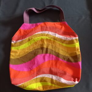 Trendige Stofftaschen - 2 in Einer